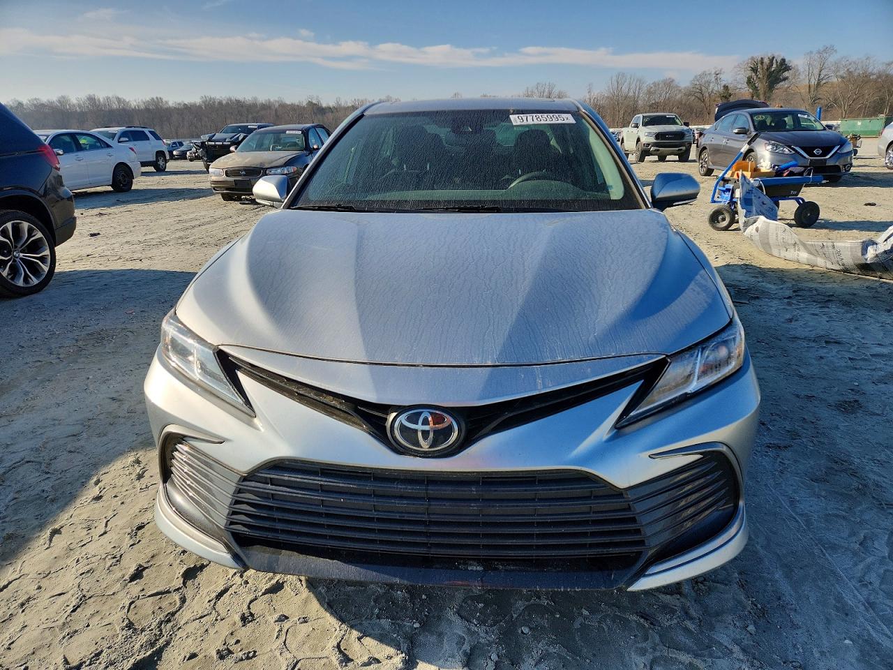 2021 TOYOTA CAMRY LE photo 5