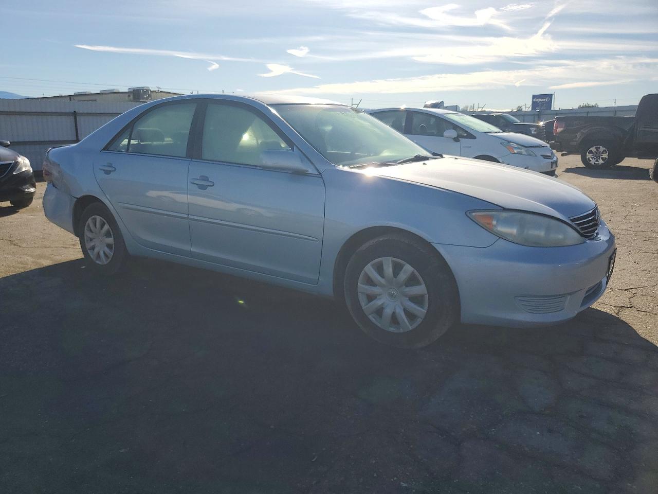 2006 TOYOTA CAMRY LE photo 4