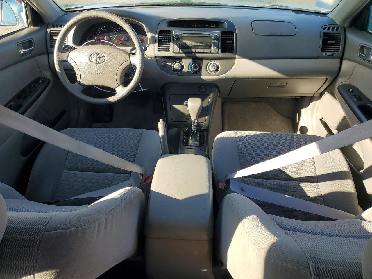 2006 TOYOTA CAMRY LE photo 8