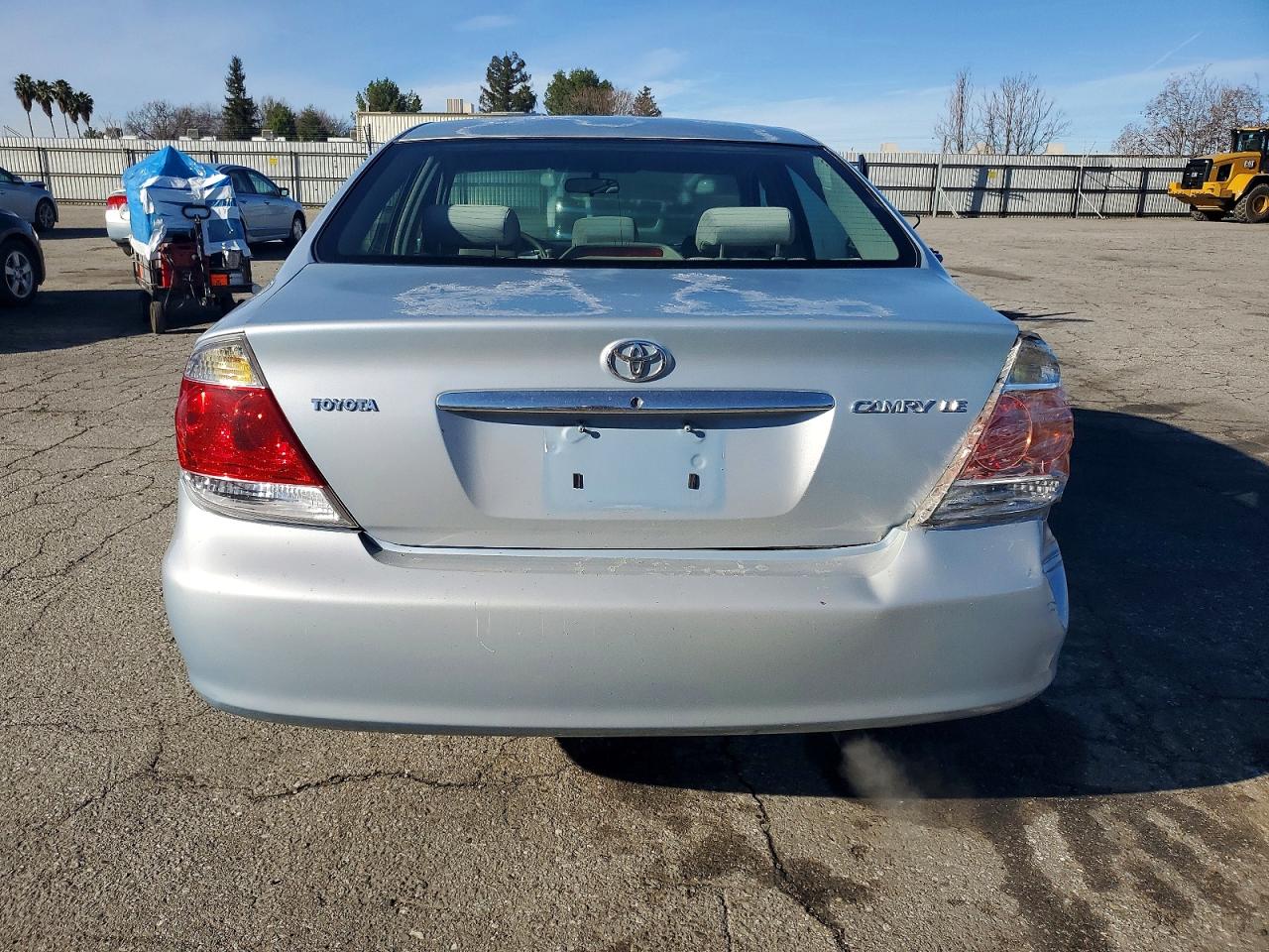 2006 TOYOTA CAMRY LE photo 6