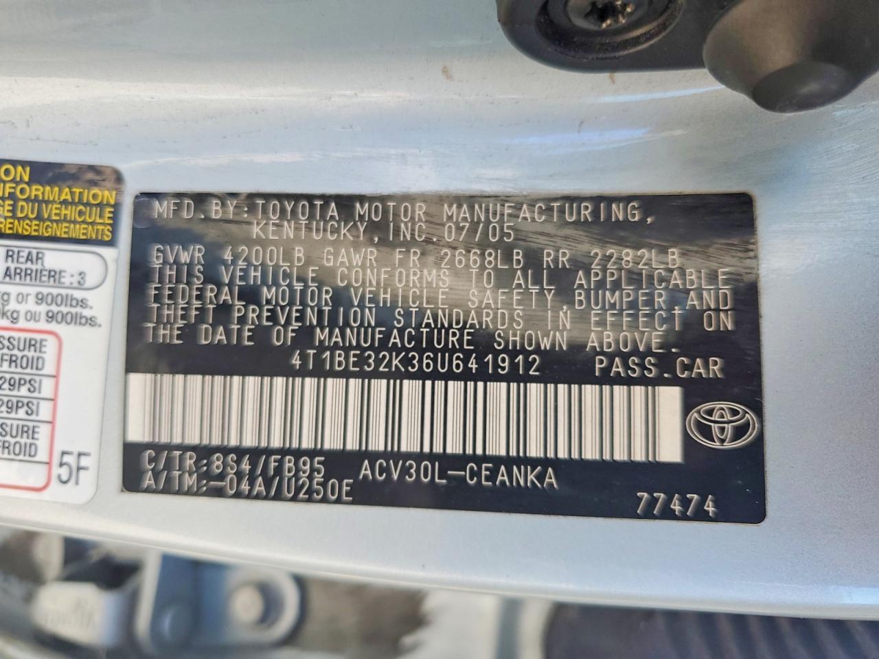 2006 TOYOTA CAMRY LE photo 12