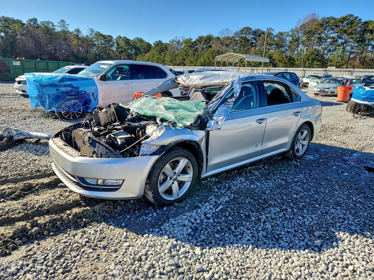 2015 VOLKSWAGEN PASSAT