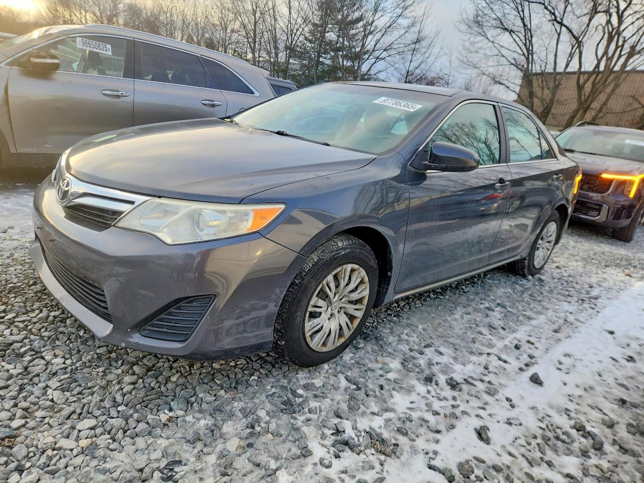 2012 TOYOTA CAMRY