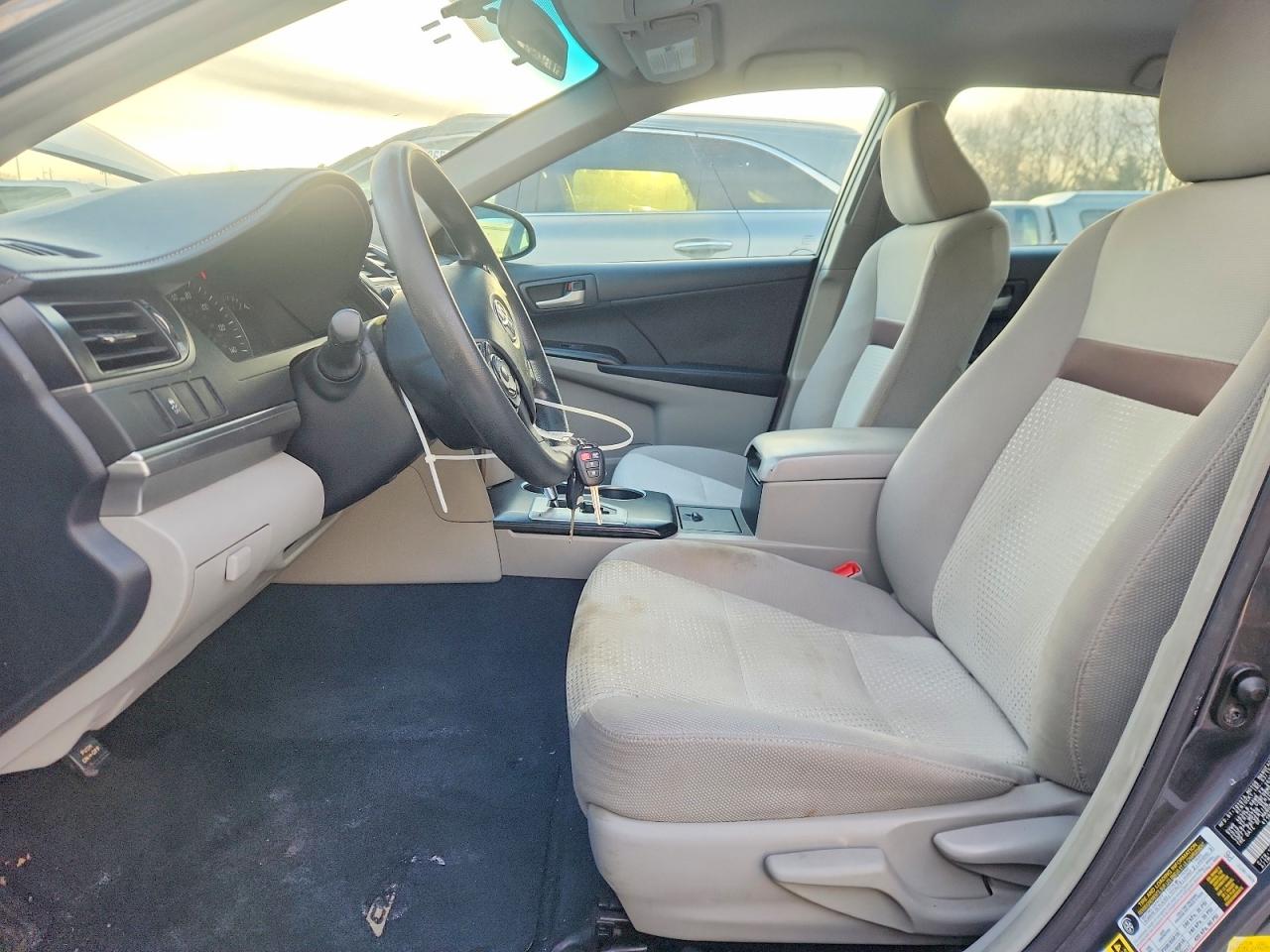 2012 TOYOTA CAMRY BASE photo 7
