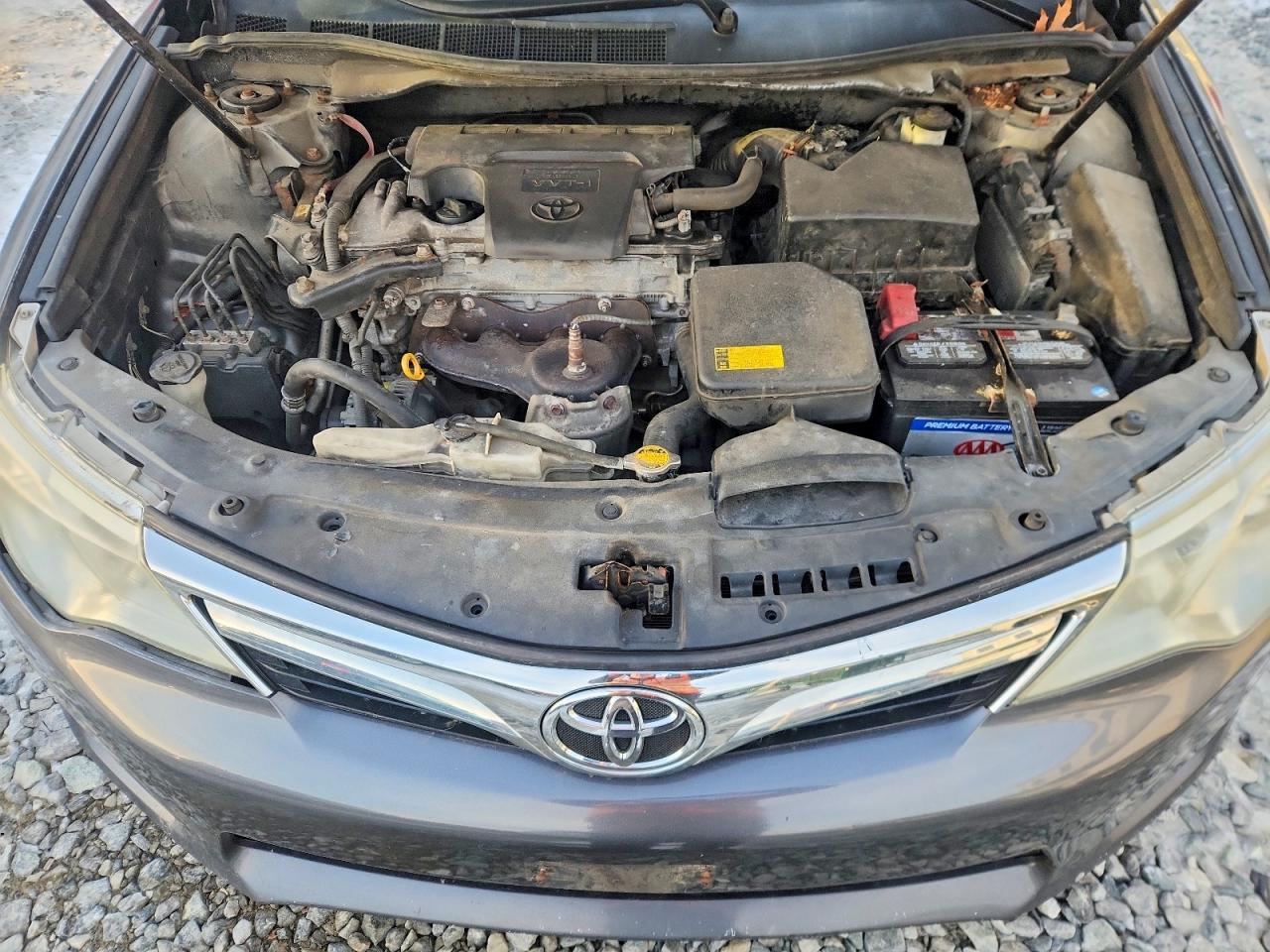 2012 TOYOTA CAMRY BASE photo 11