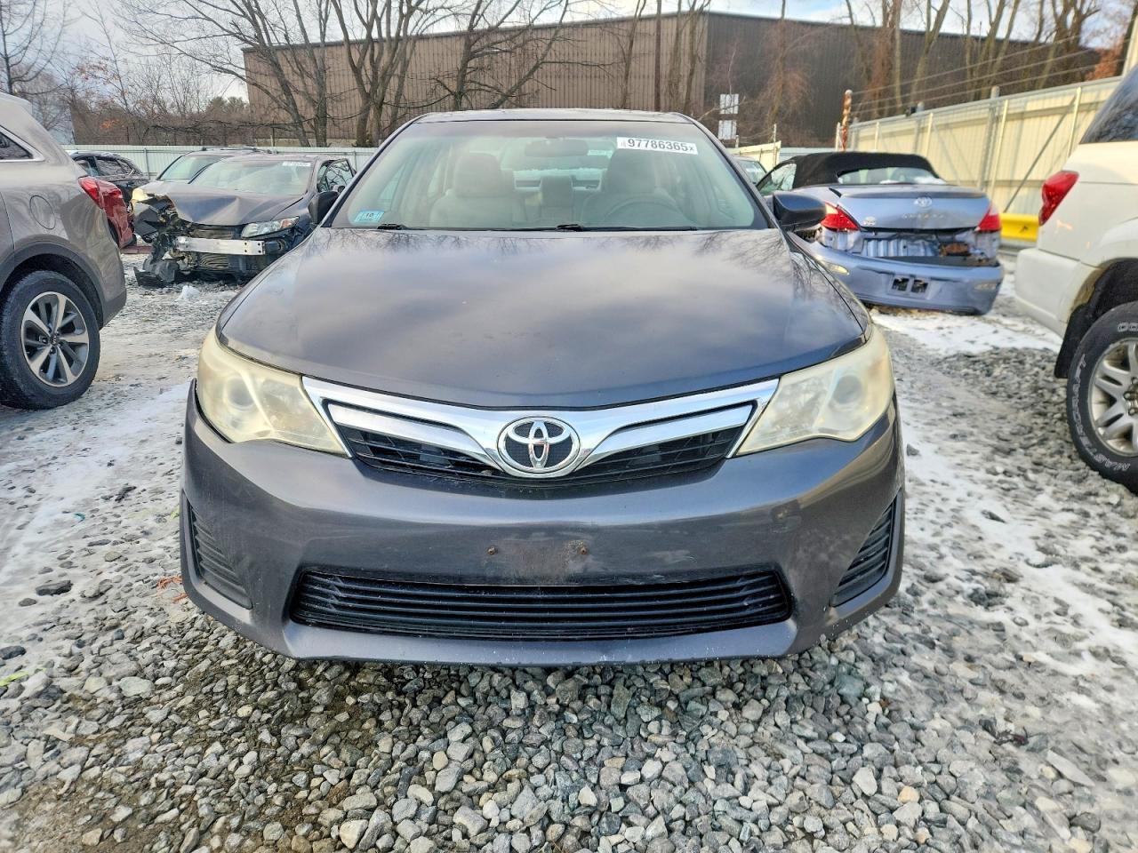 2012 TOYOTA CAMRY BASE photo 5