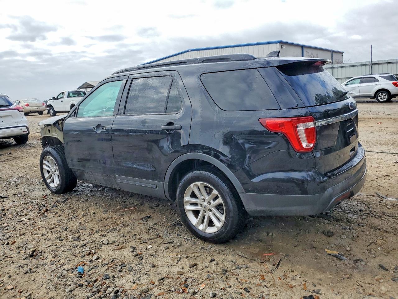 2016 FORD EXPLORER photo 3