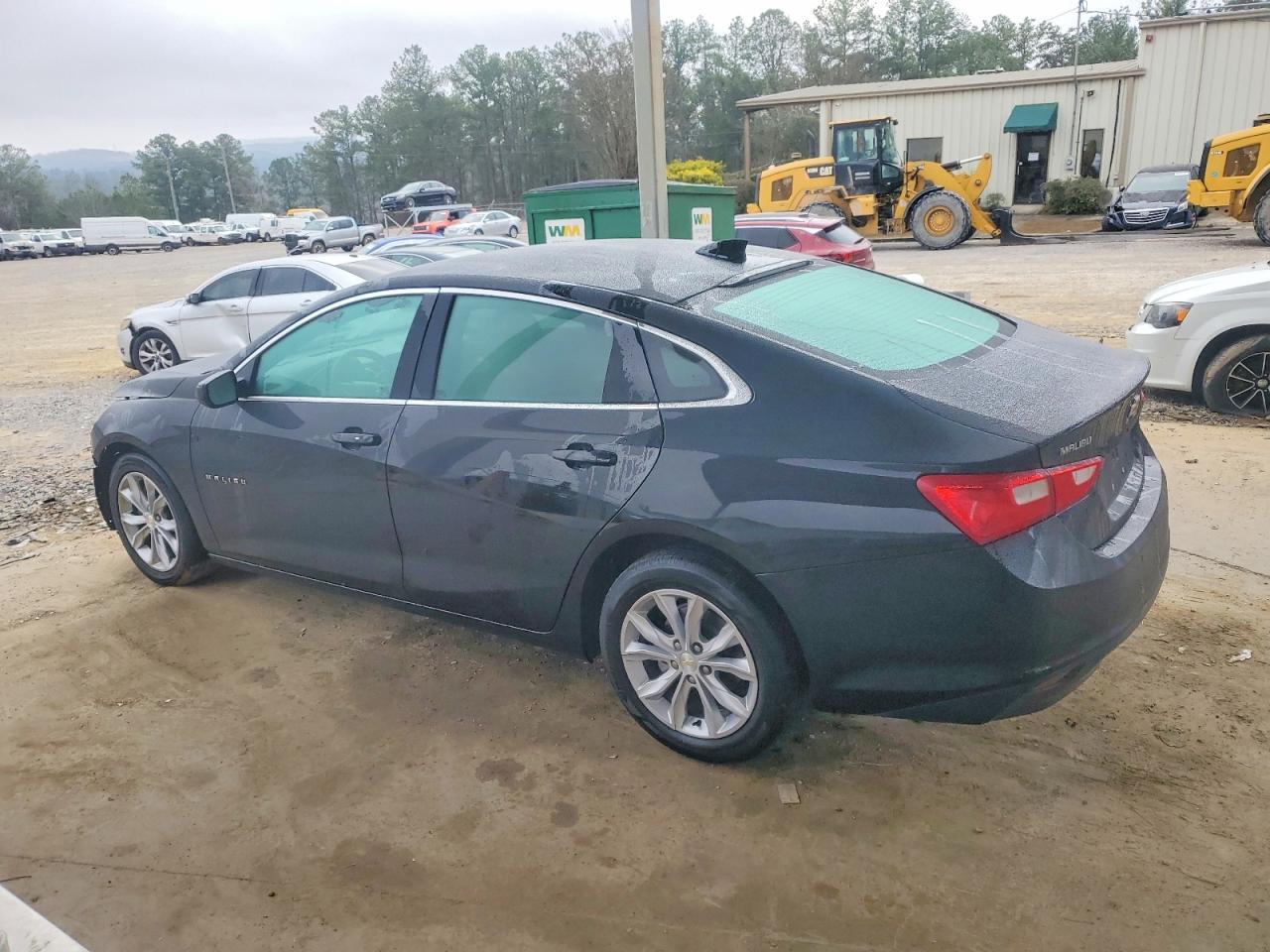 2023 CHEVROLET MALIBU LT photo 4