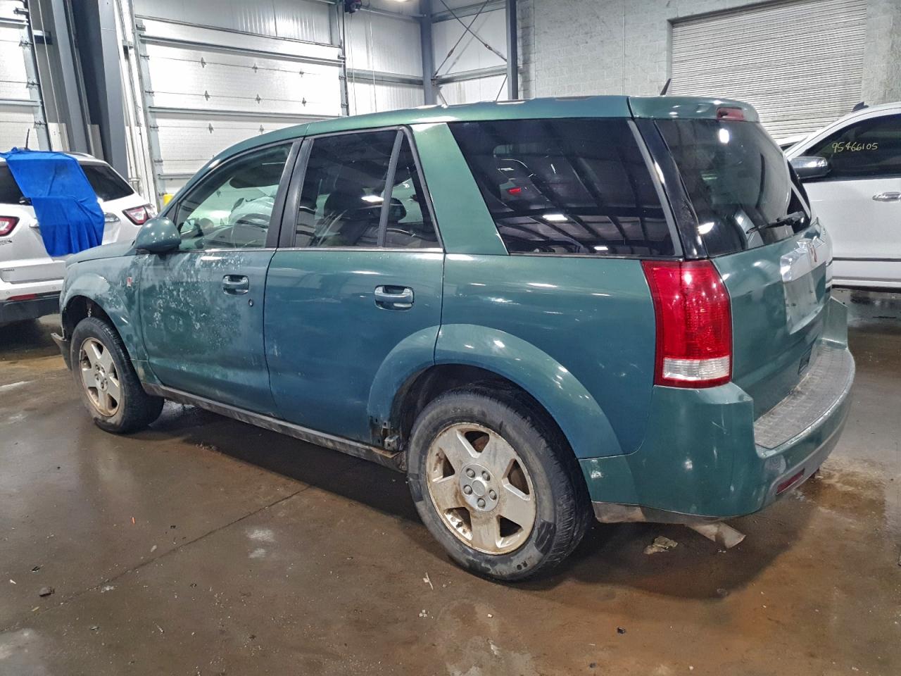 2007 SATURN VUE photo 2