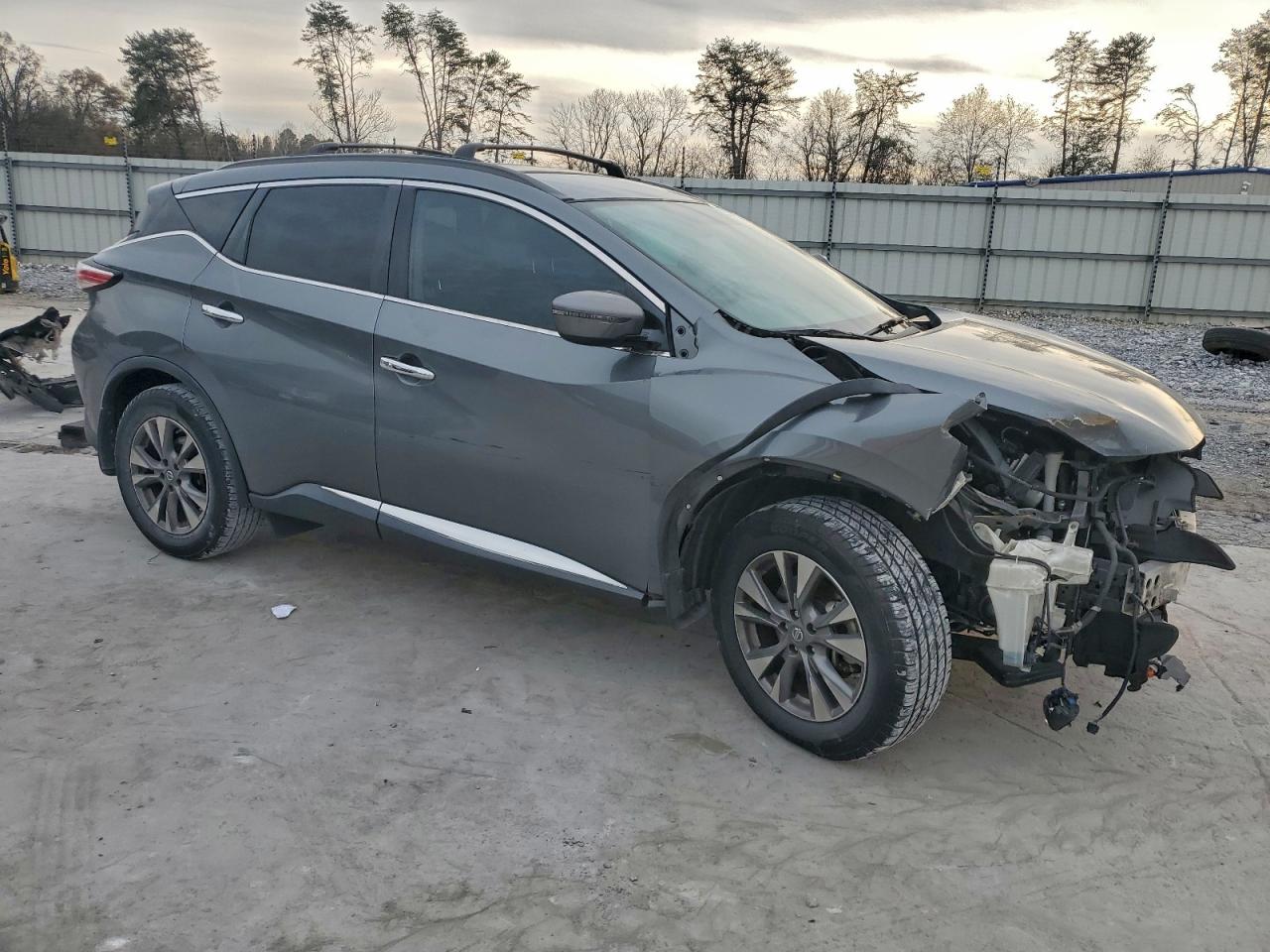 2017 NISSAN MURANO S photo 4