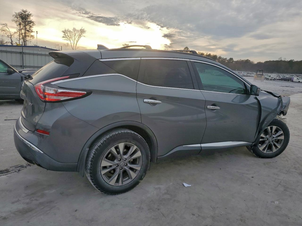 2017 NISSAN MURANO S photo 3