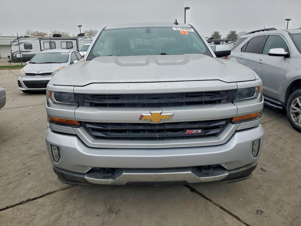 2018 CHEVROLET SILVERADO K1500 LT photo 5