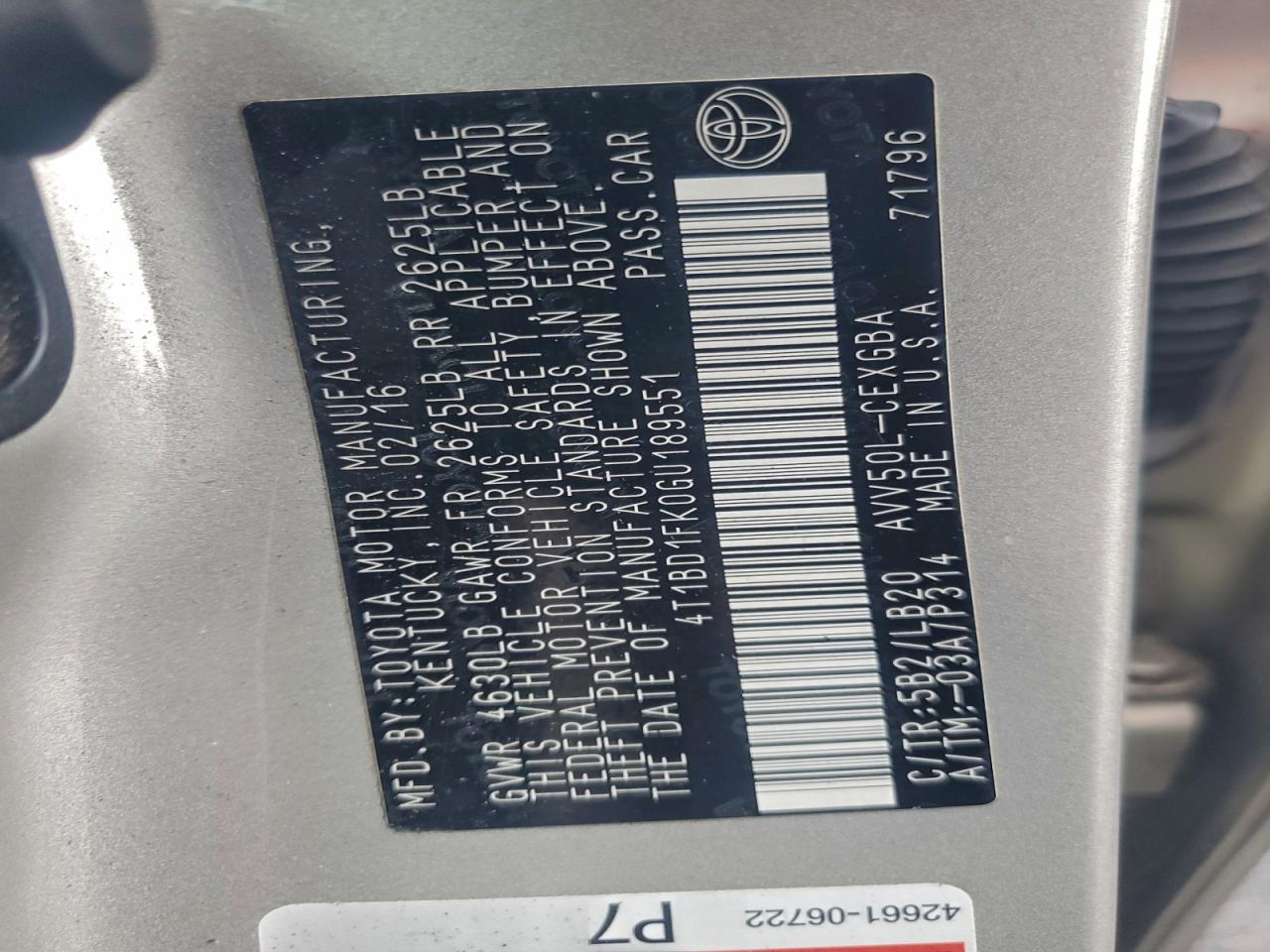 2016 TOYOTA CAMRY HYBRID photo 13