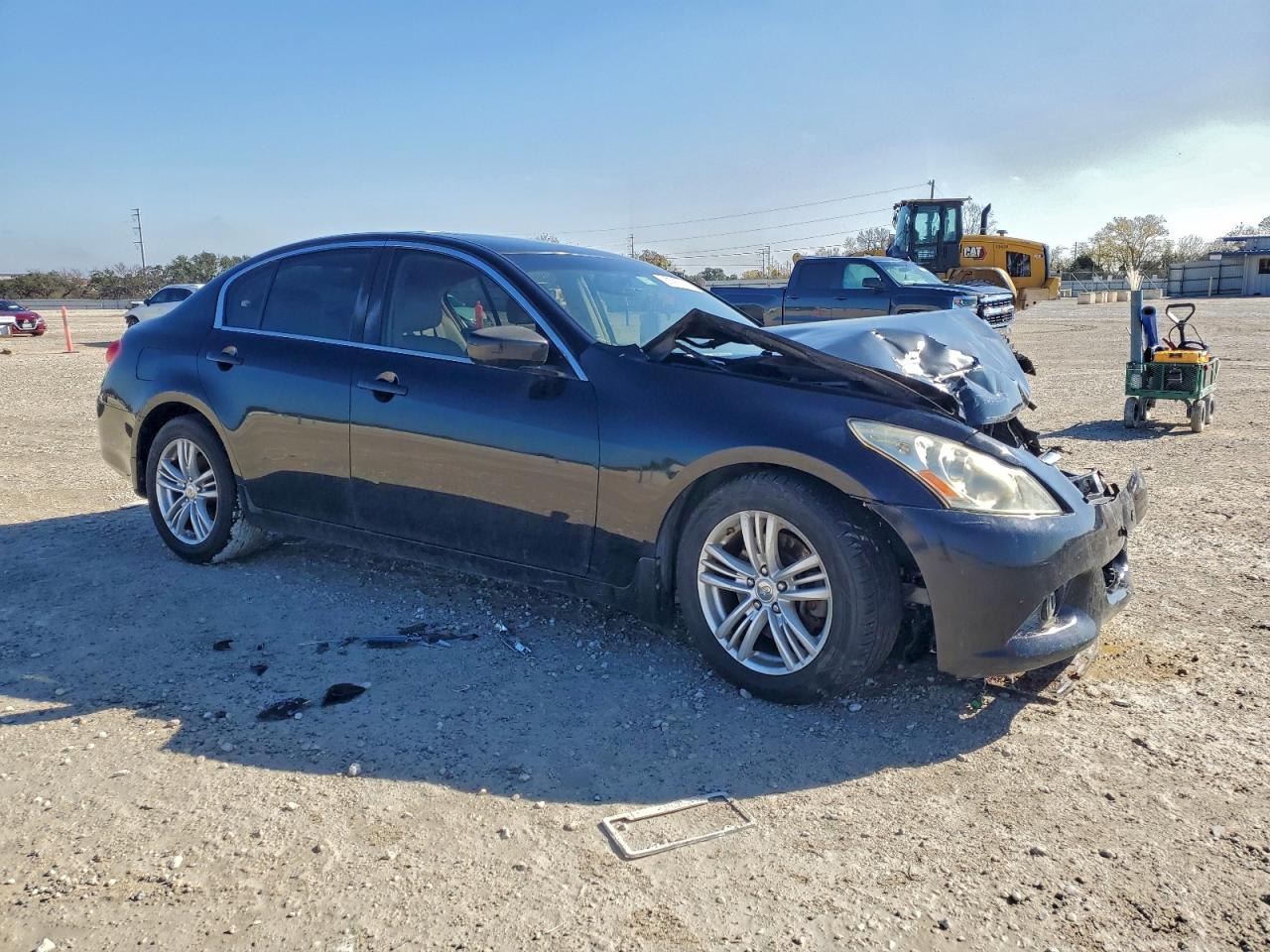 2011 INFINITI G37 BASE photo 4