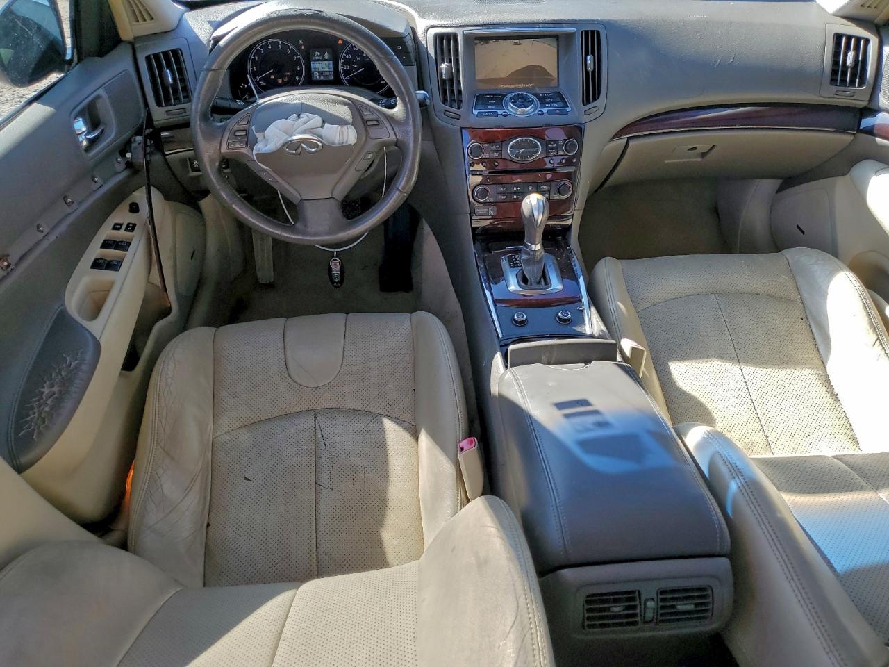 2011 INFINITI G37 BASE photo 8