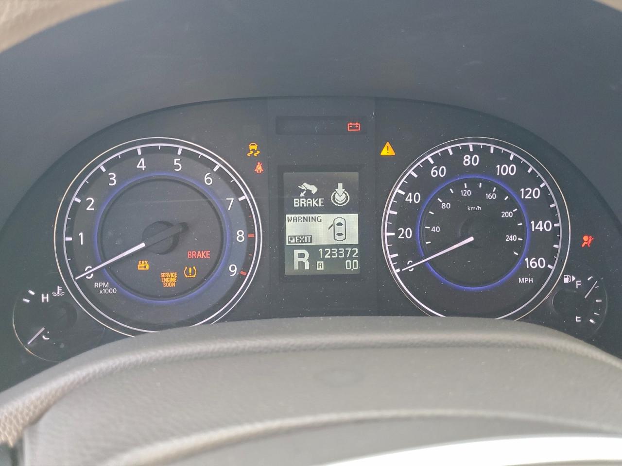2011 INFINITI G37 BASE photo 9