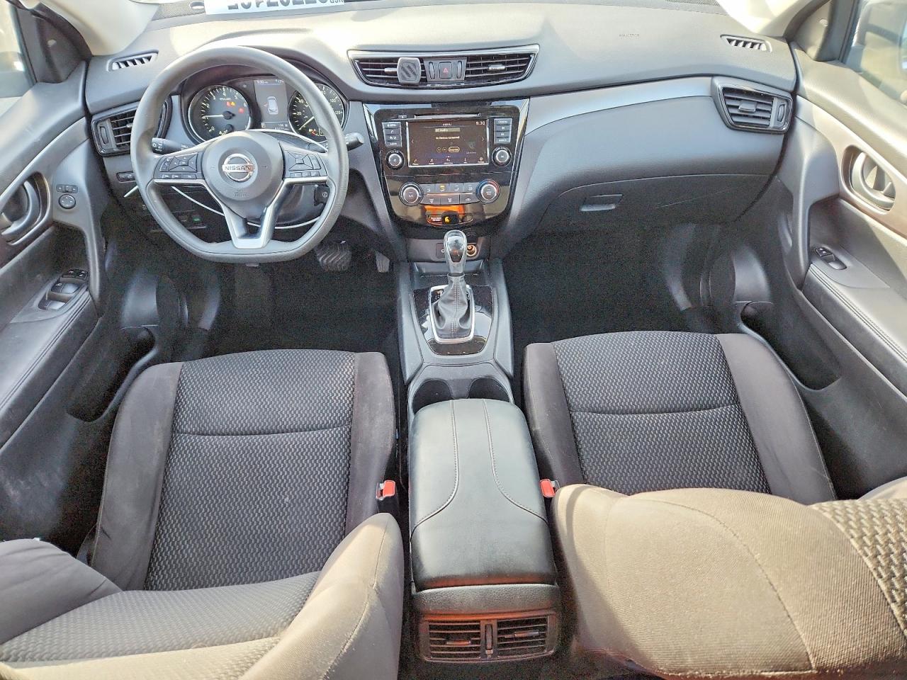 2020 NISSAN ROGUE SPORT S photo 8