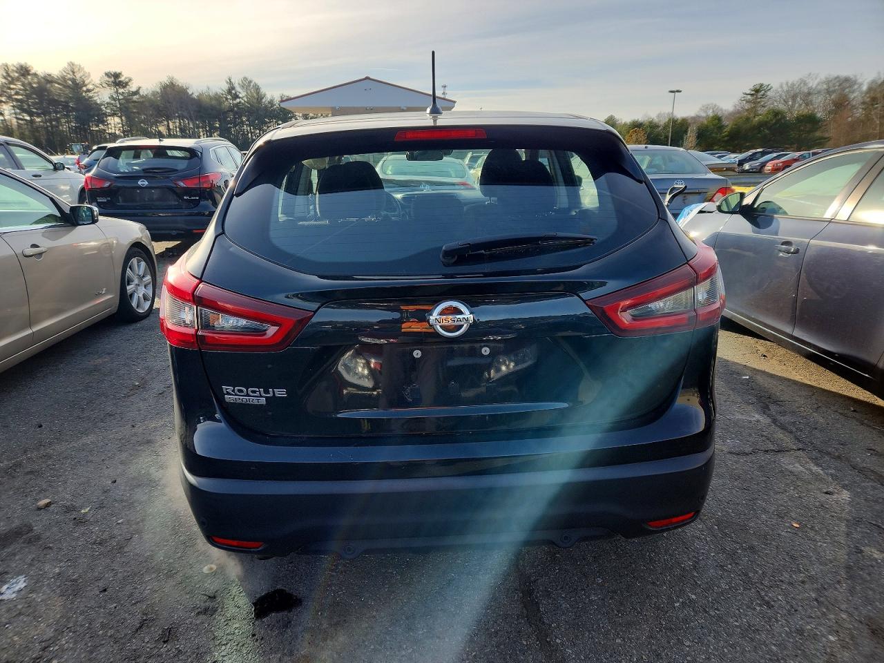 2020 NISSAN ROGUE SPORT S photo 6