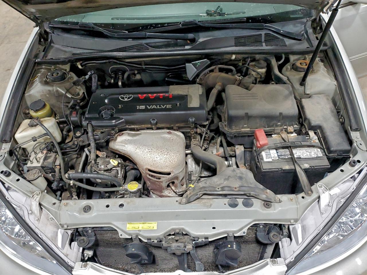 2003 TOYOTA CAMRY LE photo 11