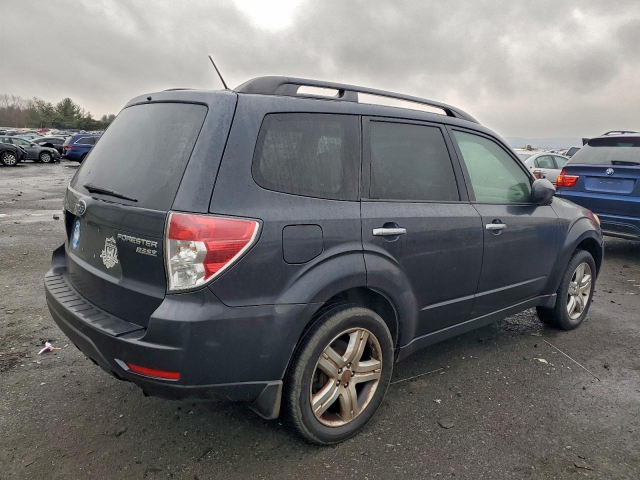 2010 SUBARU FORESTER 2.5X PREMIUM photo 3