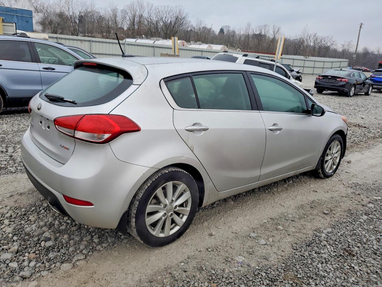 2014 KIA FORTE EX photo 3
