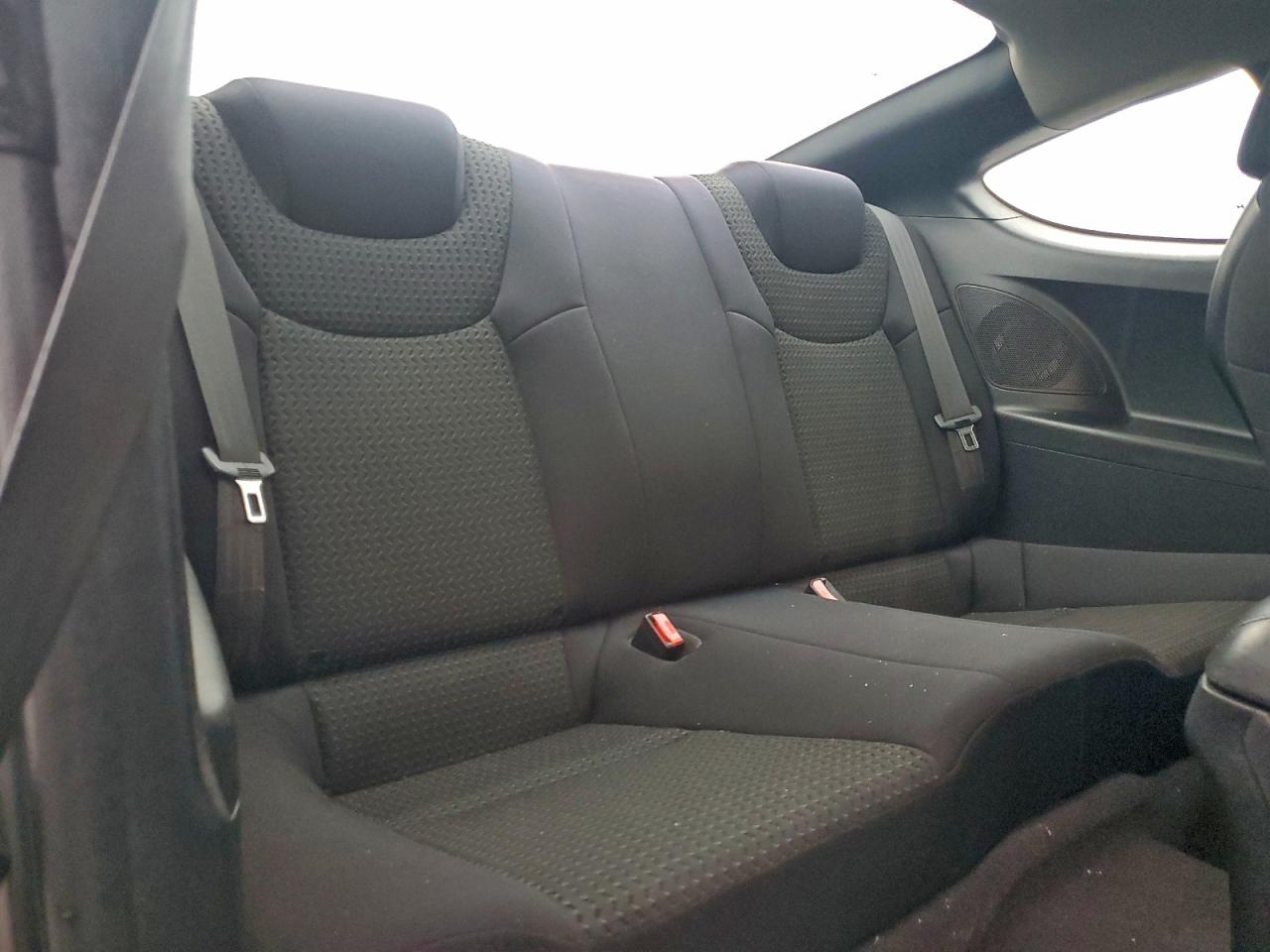 2010 HYUNDAI GENESIS COUPE 2.0T photo 10