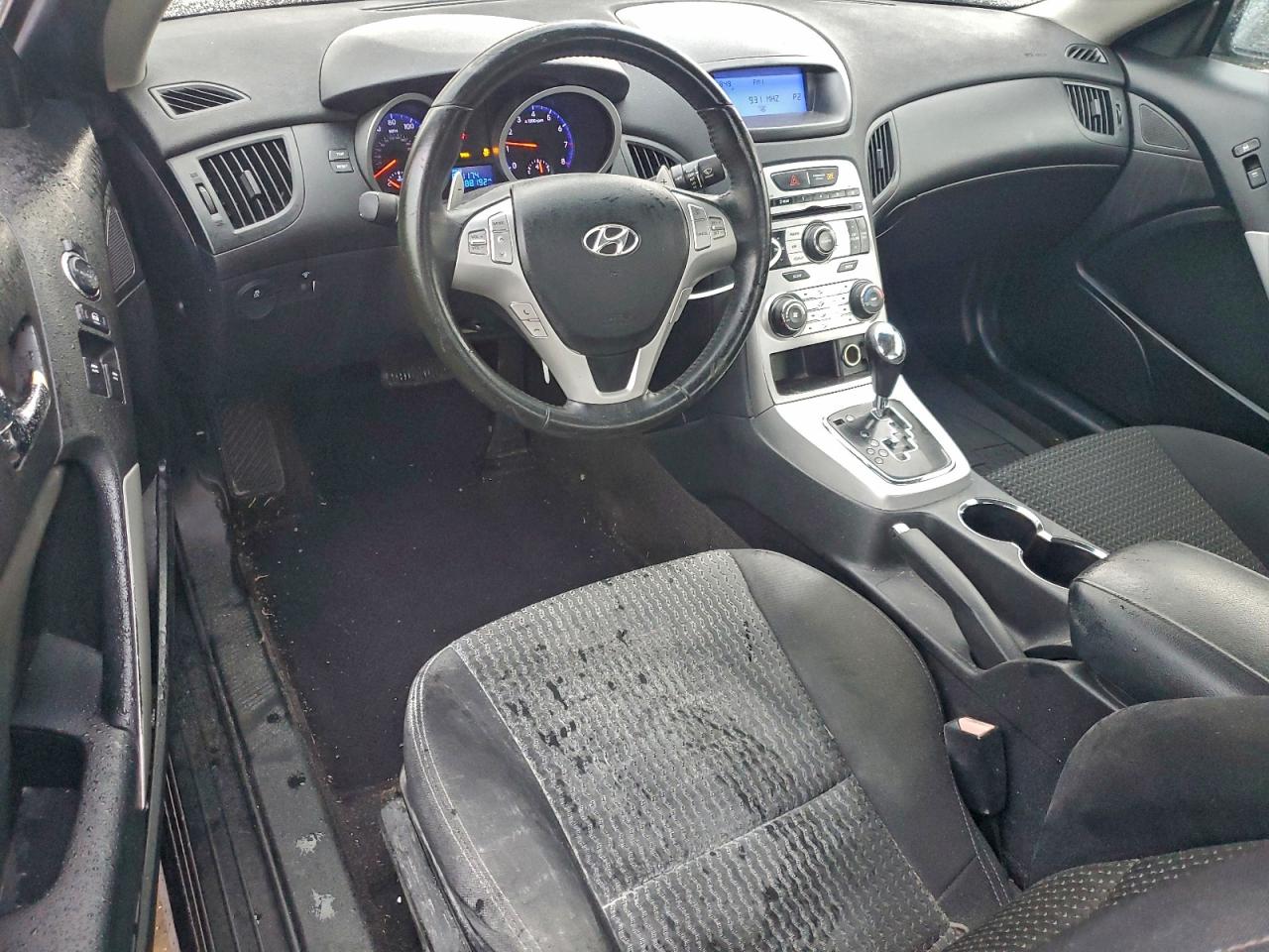 2010 HYUNDAI GENESIS COUPE 2.0T photo 8