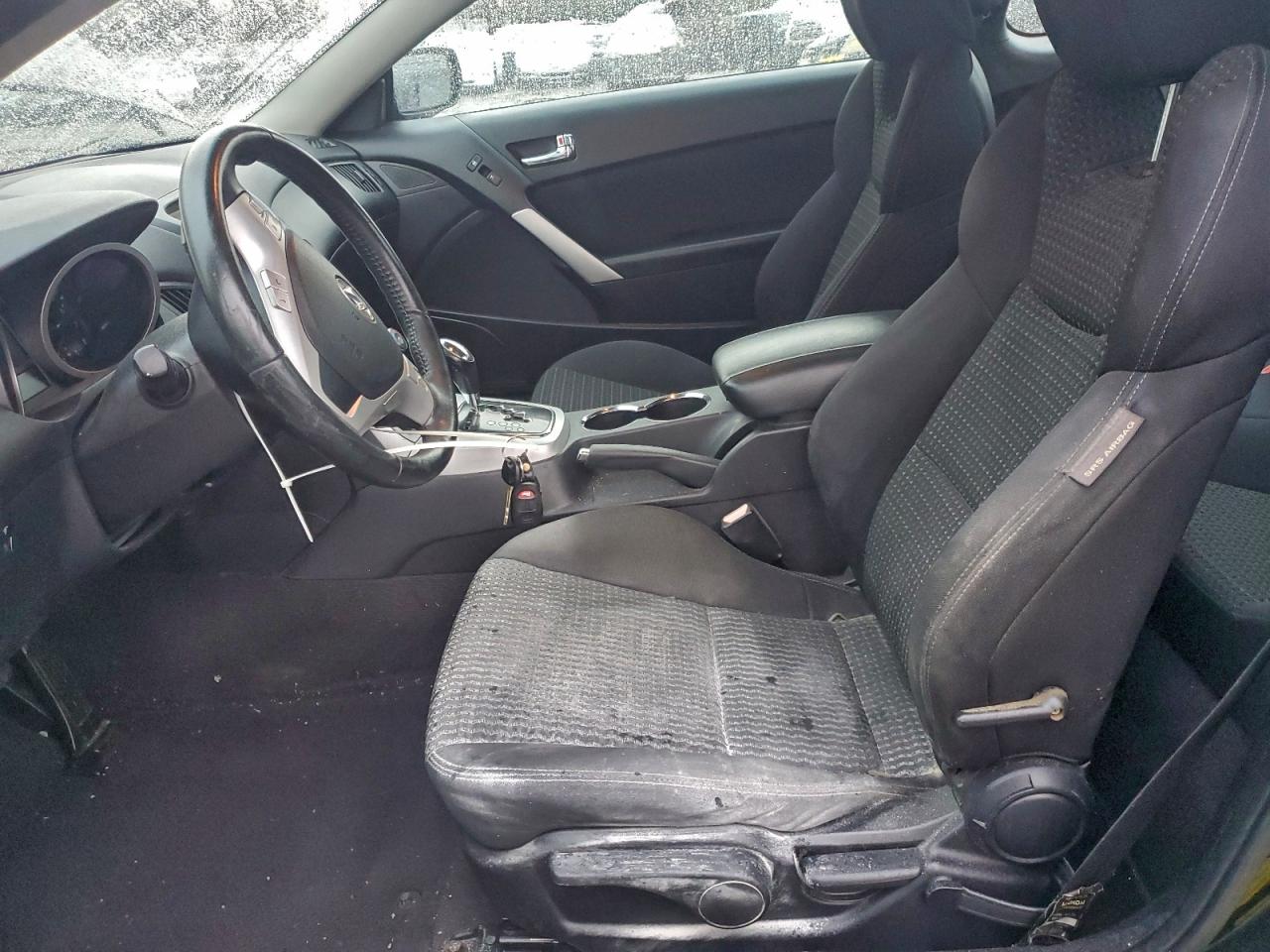 2010 HYUNDAI GENESIS COUPE 2.0T photo 7