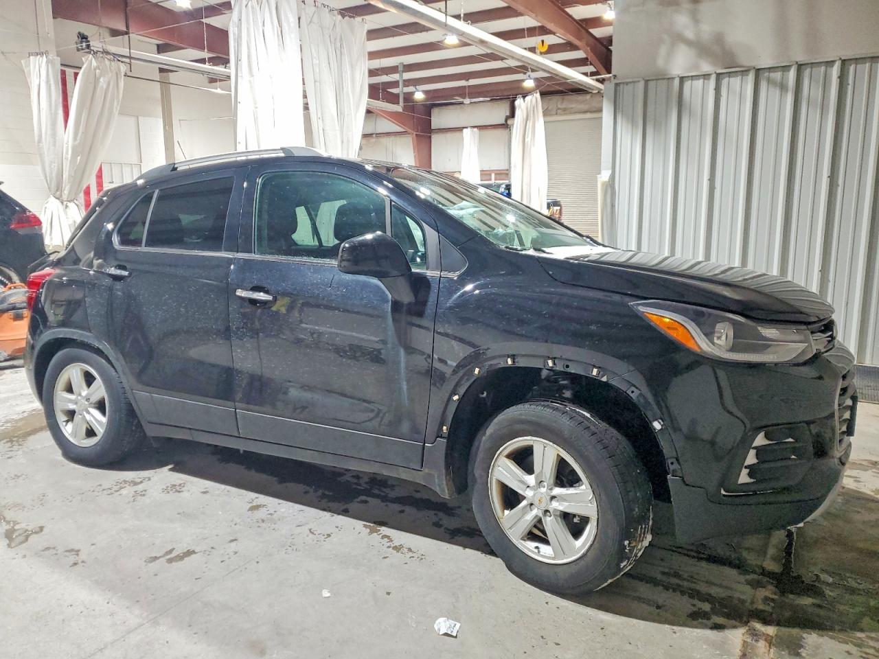 2019 CHEVROLET TRAX 1LT photo 4