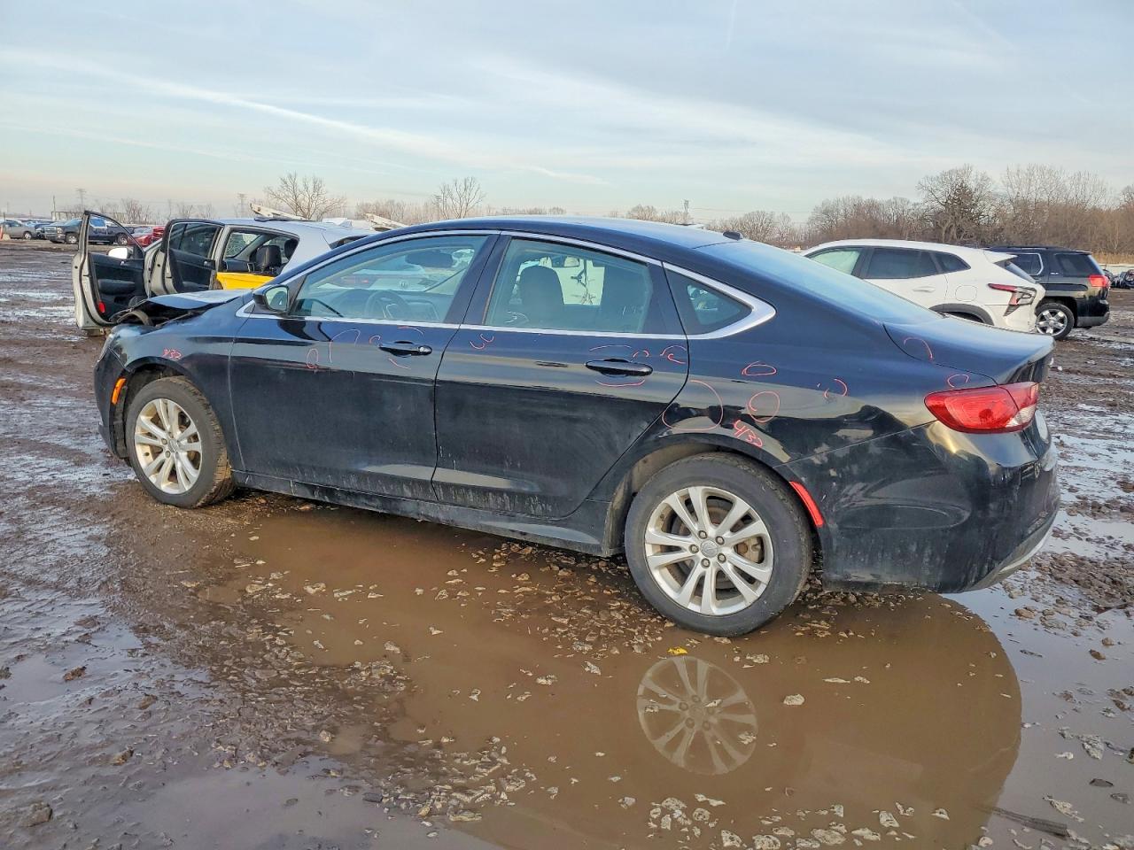 2015 CHRYSLER 200 LIMITED photo 2