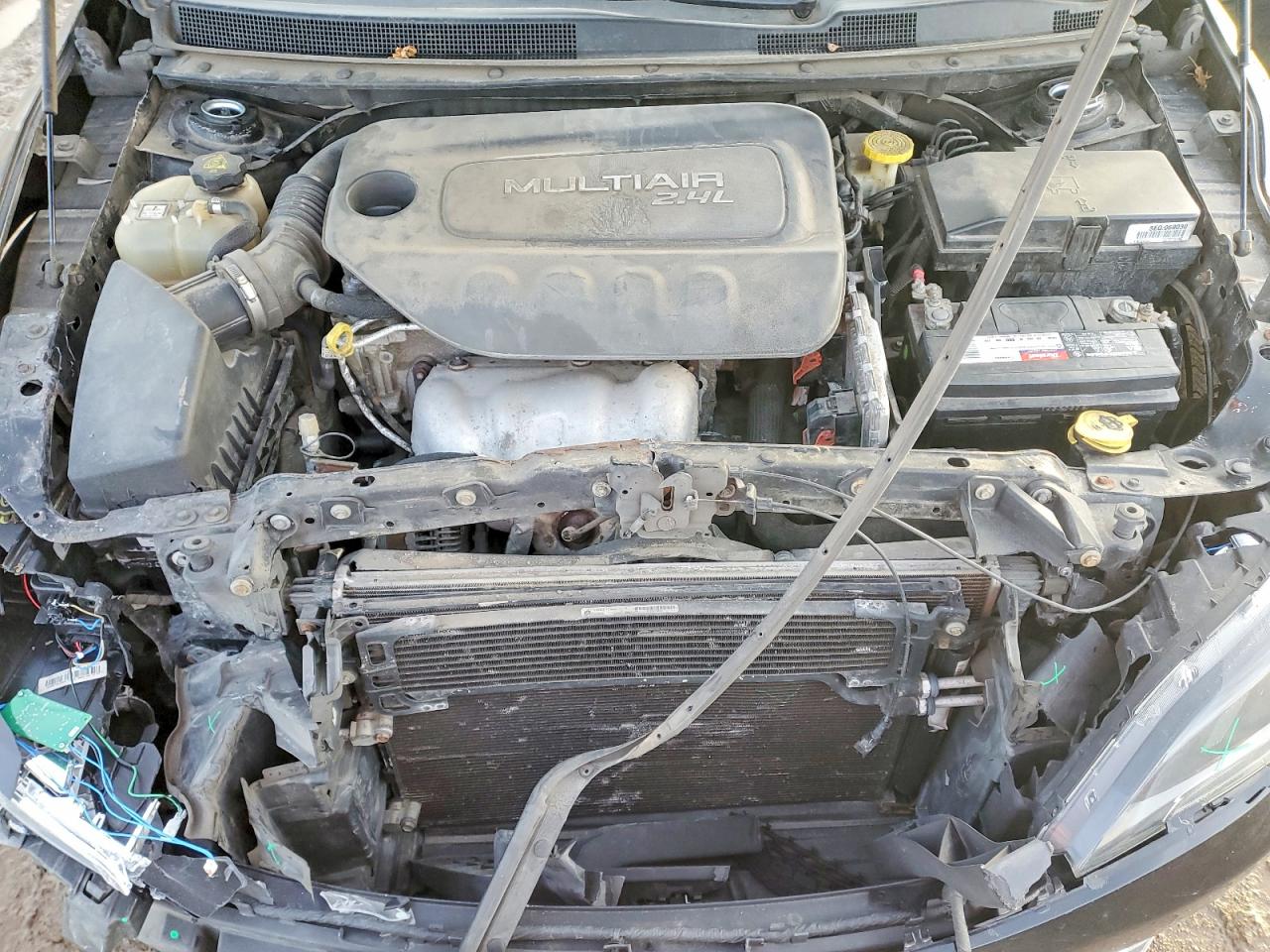 2015 CHRYSLER 200 LIMITED photo 11