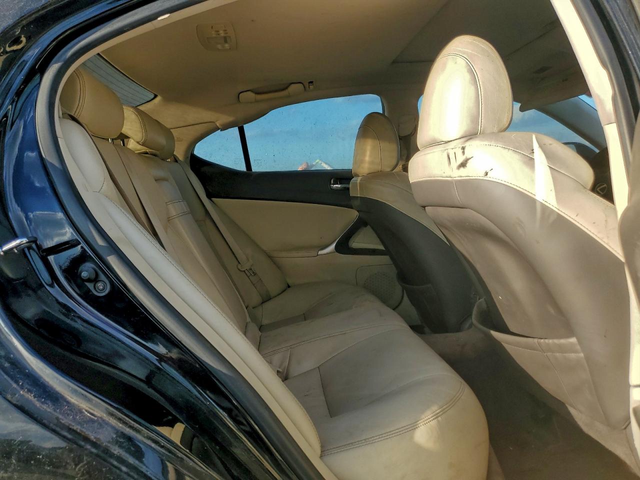 2009 LEXUS IS 250 photo 10