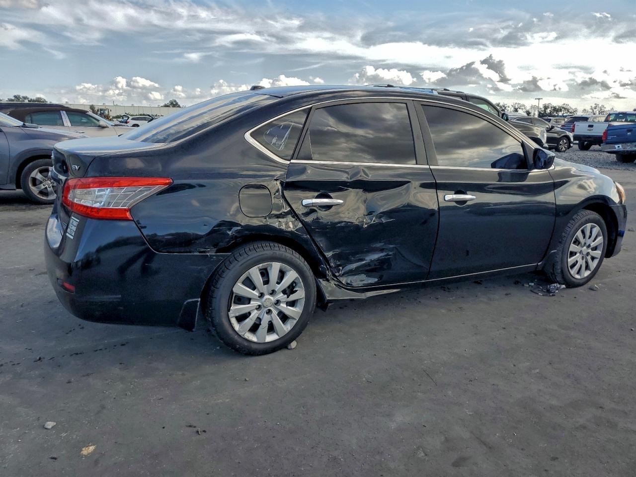 2013 NISSAN SENTRA S photo 5