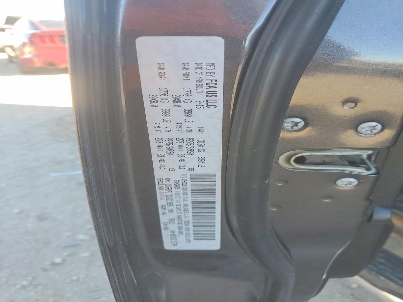 2016 RAM 1500 SLT photo 23