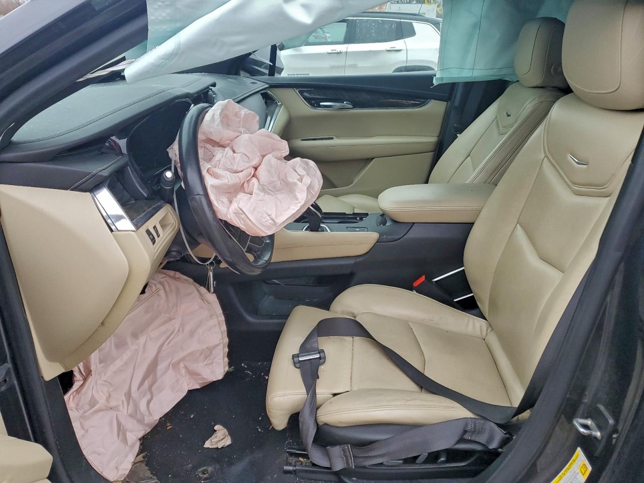 2017 CADILLAC XT5 photo 13