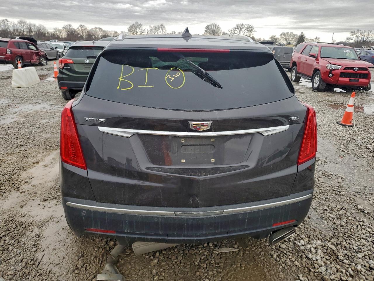 2017 CADILLAC XT5 photo 11