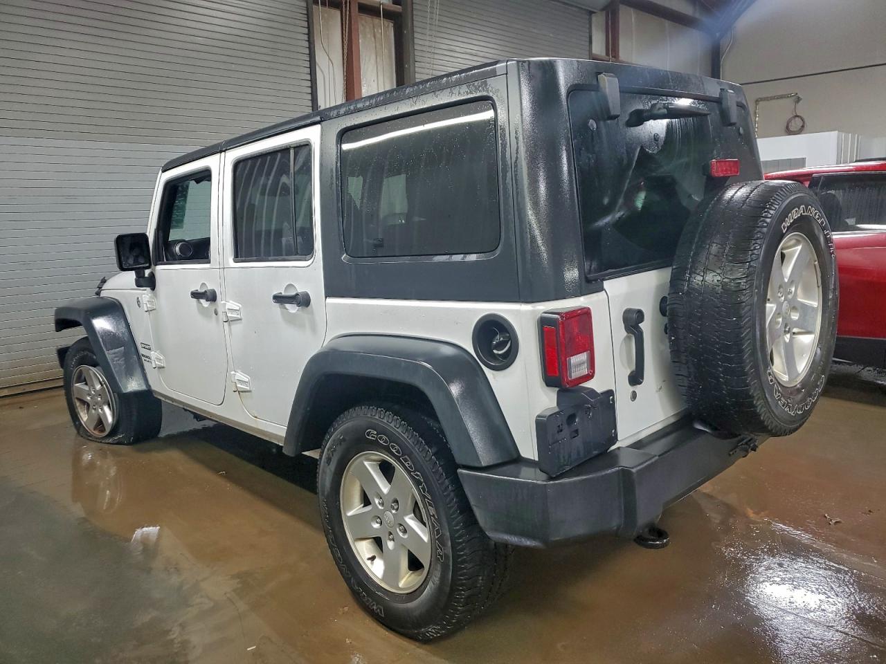 2015 JEEP WRANGLER UNLIMITED SPORT photo 2