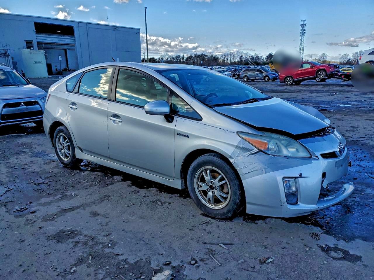 2011 TOYOTA PRIUS photo 4