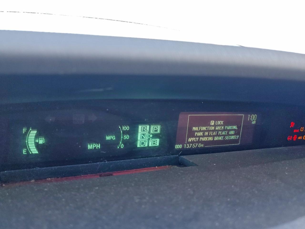 2011 TOYOTA PRIUS photo 9