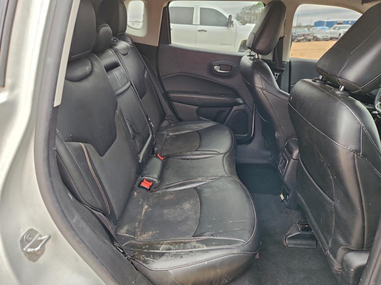 2019 JEEP COMPASS LATITUDE photo 11