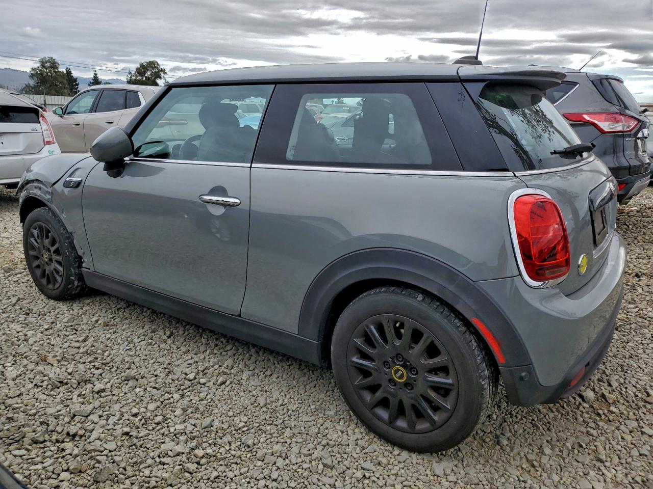 2023 MINI COOPER SE photo 2