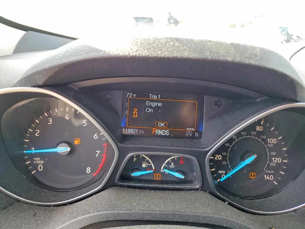 2017 FORD ESCAPE SE photo 9