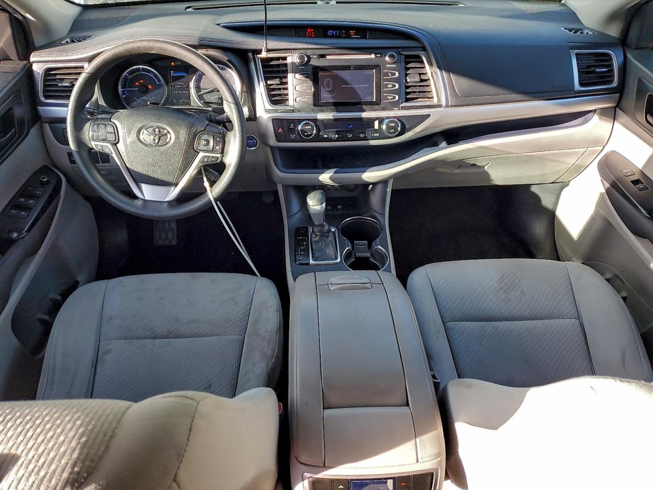 2019 TOYOTA HIGHLANDER HYBRID photo 8