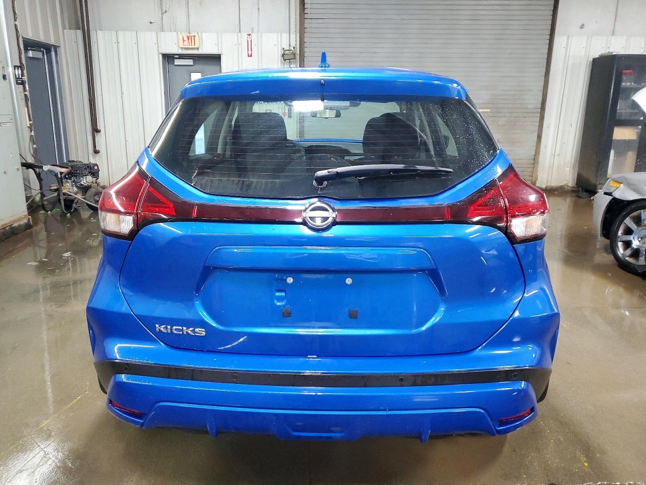 2023 NISSAN KICKS S photo 6