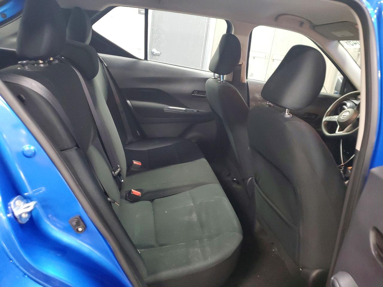 2023 NISSAN KICKS S photo 10