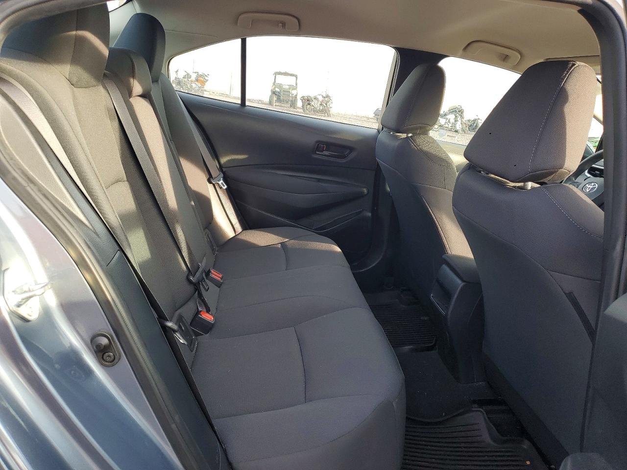 2022 TOYOTA COROLLA LE photo 28