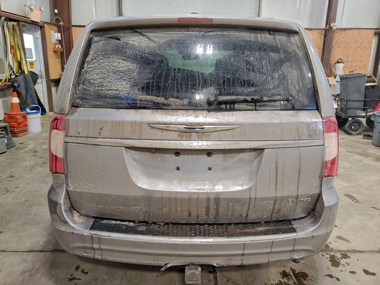 2013 CHRYSLER TOWN & COUNTRY LIMITED photo 6