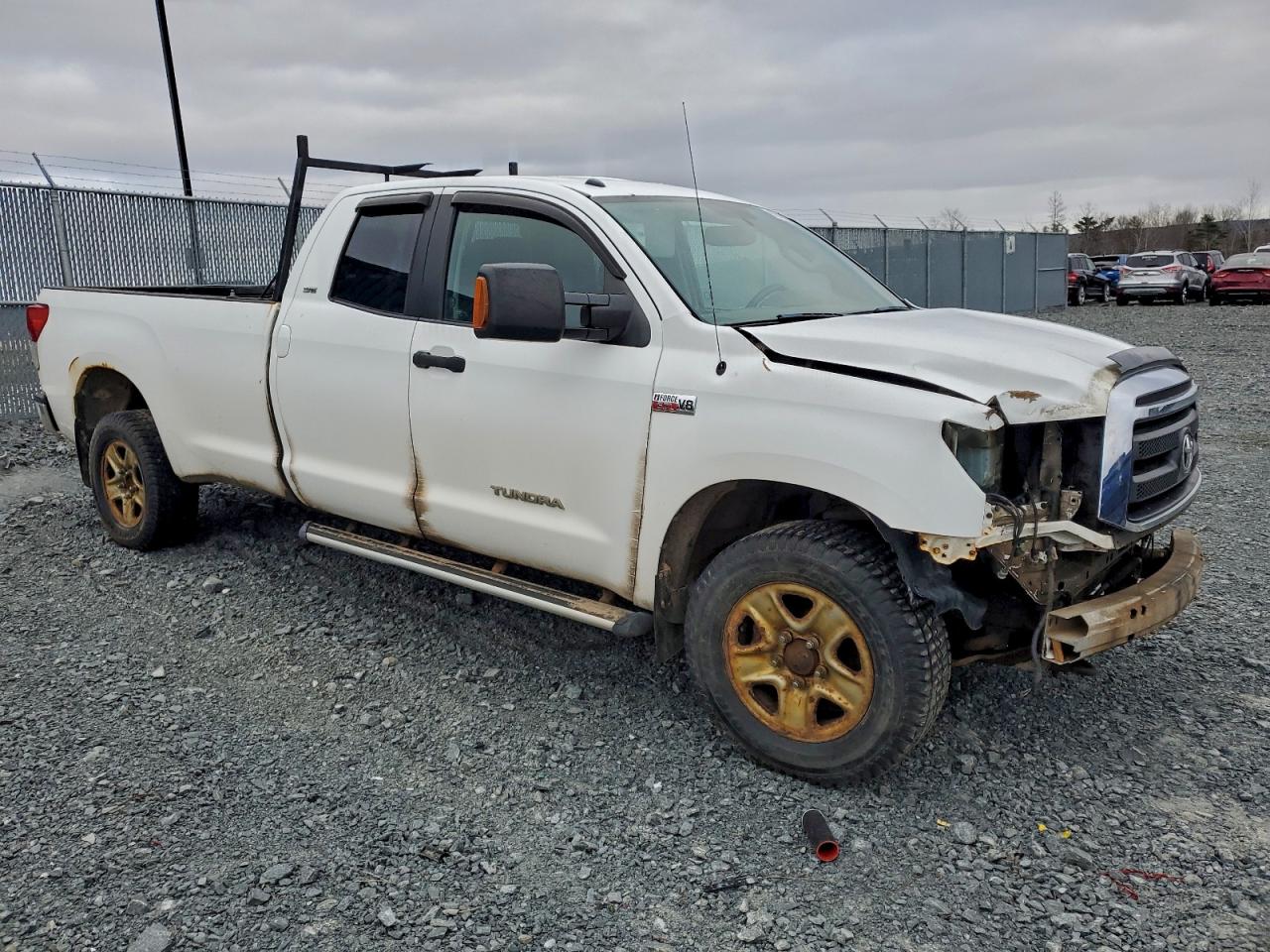 2011 TOYOTA TUNDRA DOUBLE CAB SR5 photo 4