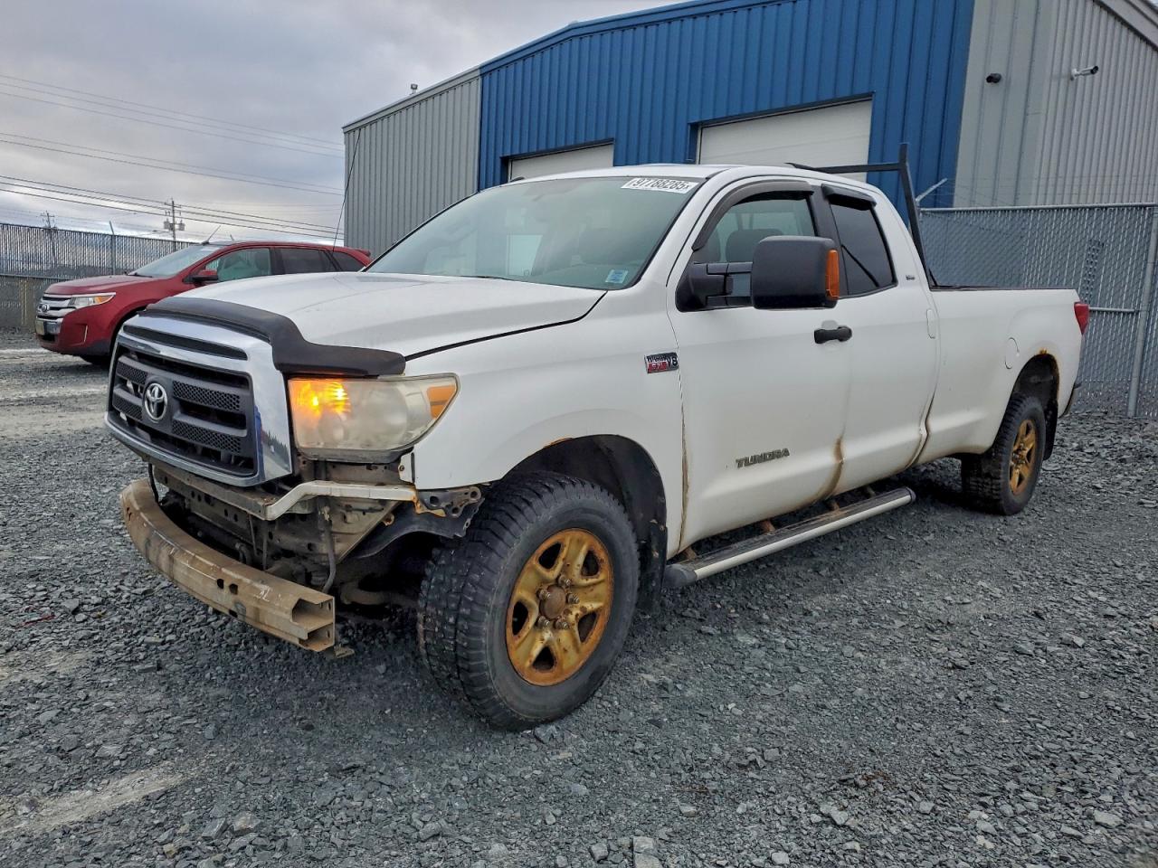 2011 TOYOTA TUNDRA