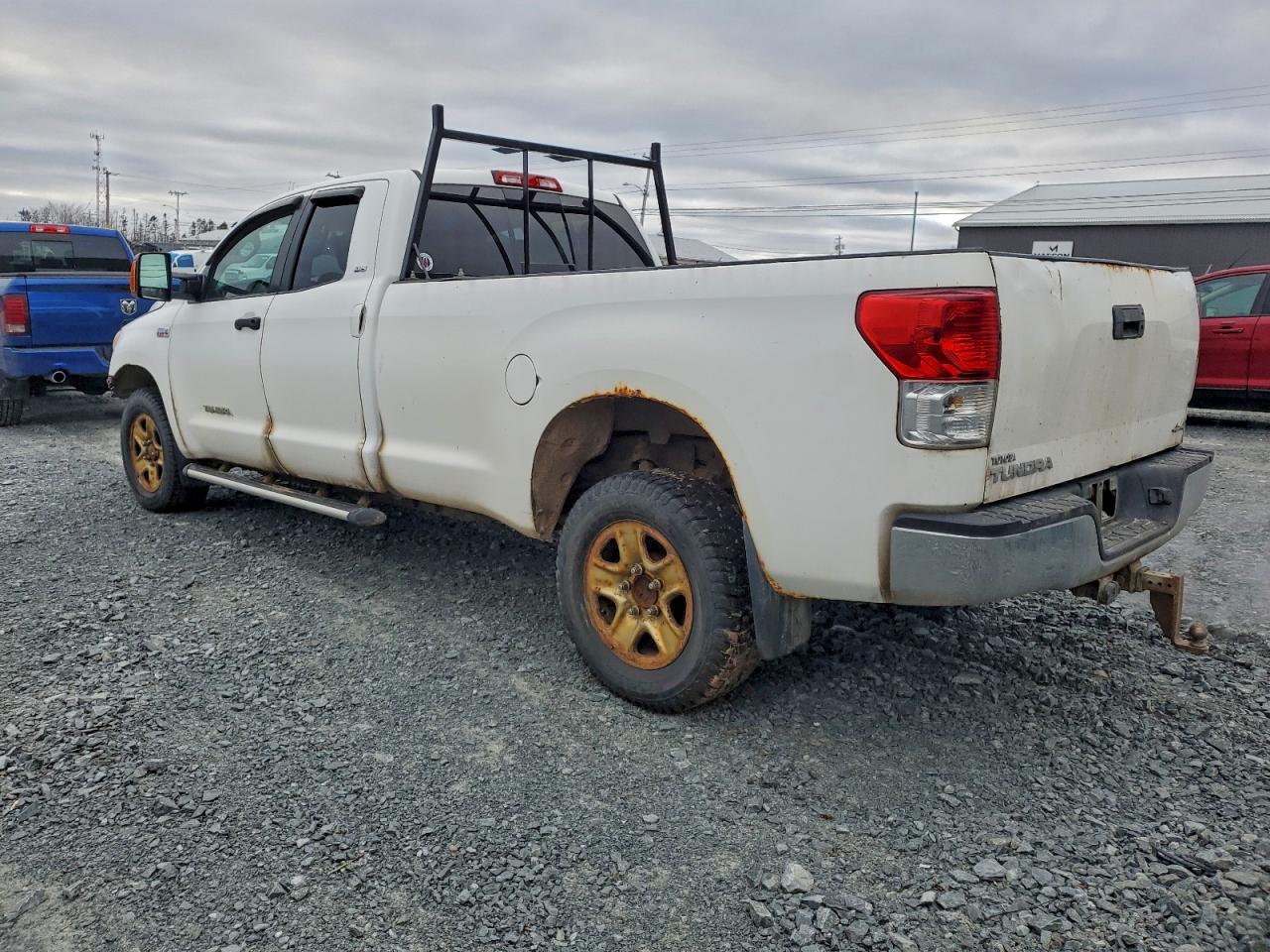 2011 TOYOTA TUNDRA DOUBLE CAB SR5 photo 2